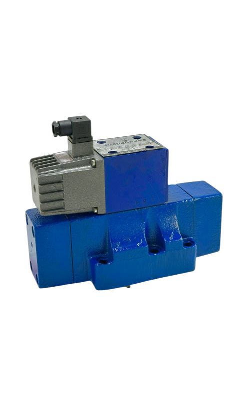 Гидрораспределитель 2Р 203 АЕ 1-574А